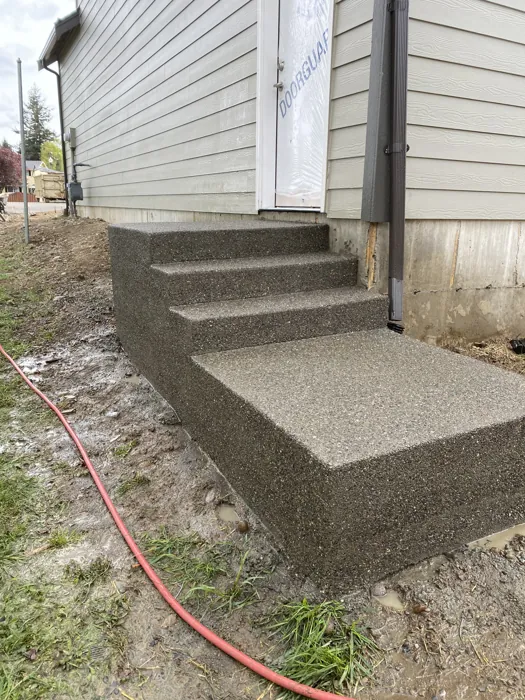 Exposed aggregate entry steps